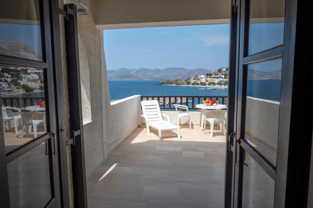 Pelagos Seafront Accommodation - George Myrties المظهر الخارجي الصورة