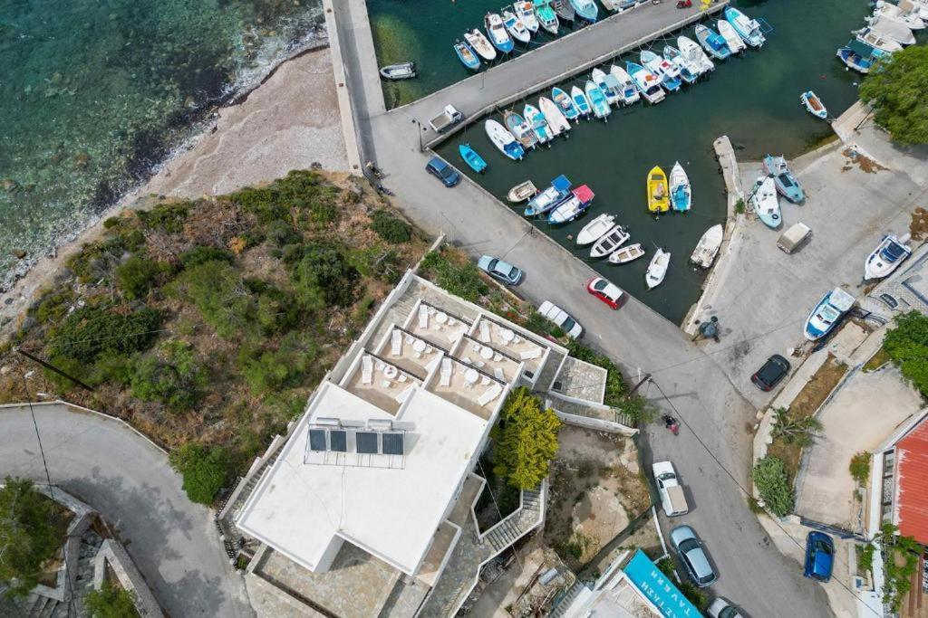 Pelagos Seafront Accommodation - George Myrties المظهر الخارجي الصورة